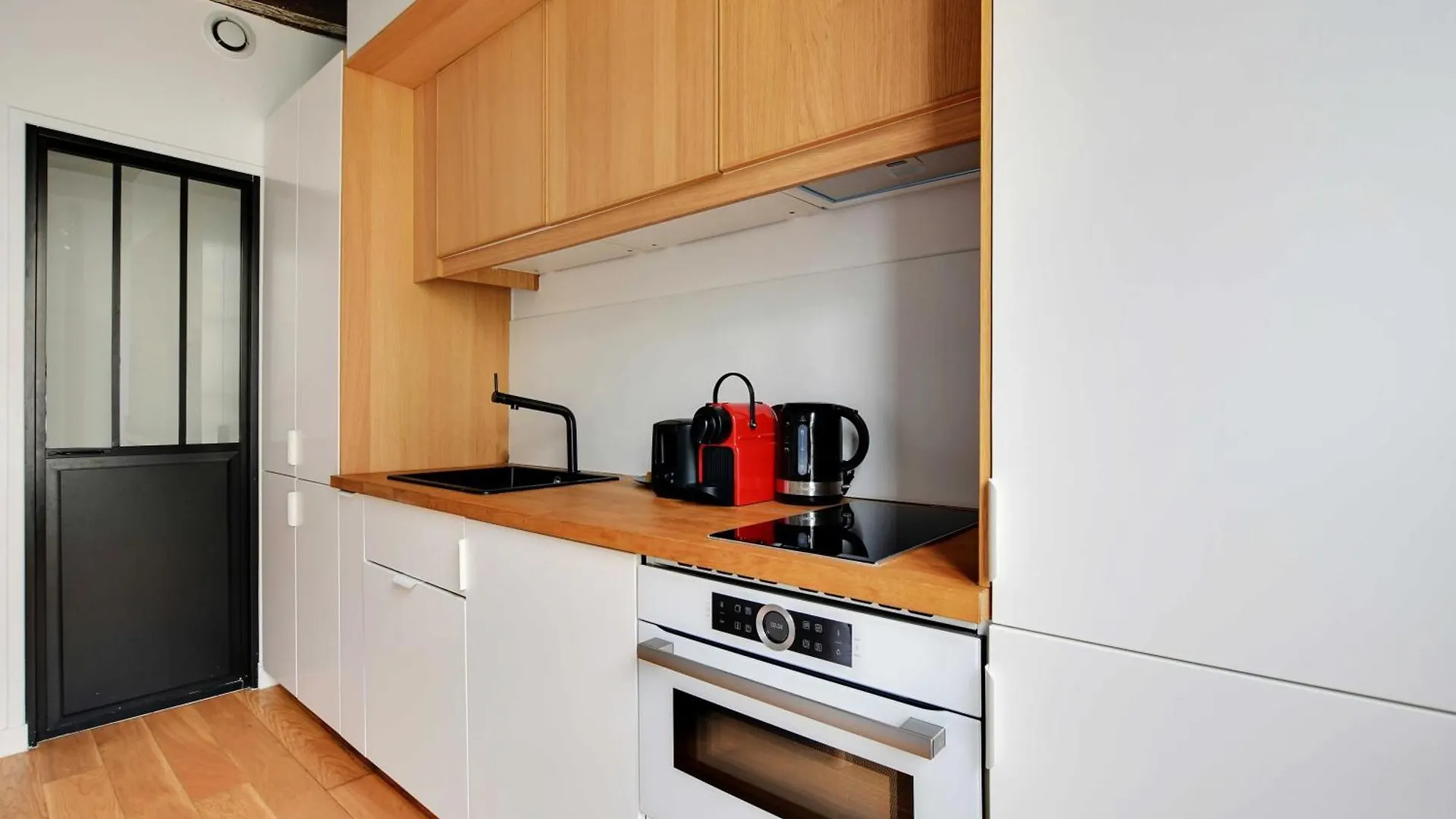 Charming Studio A-C - 2P - Le Marais Paris Apartment